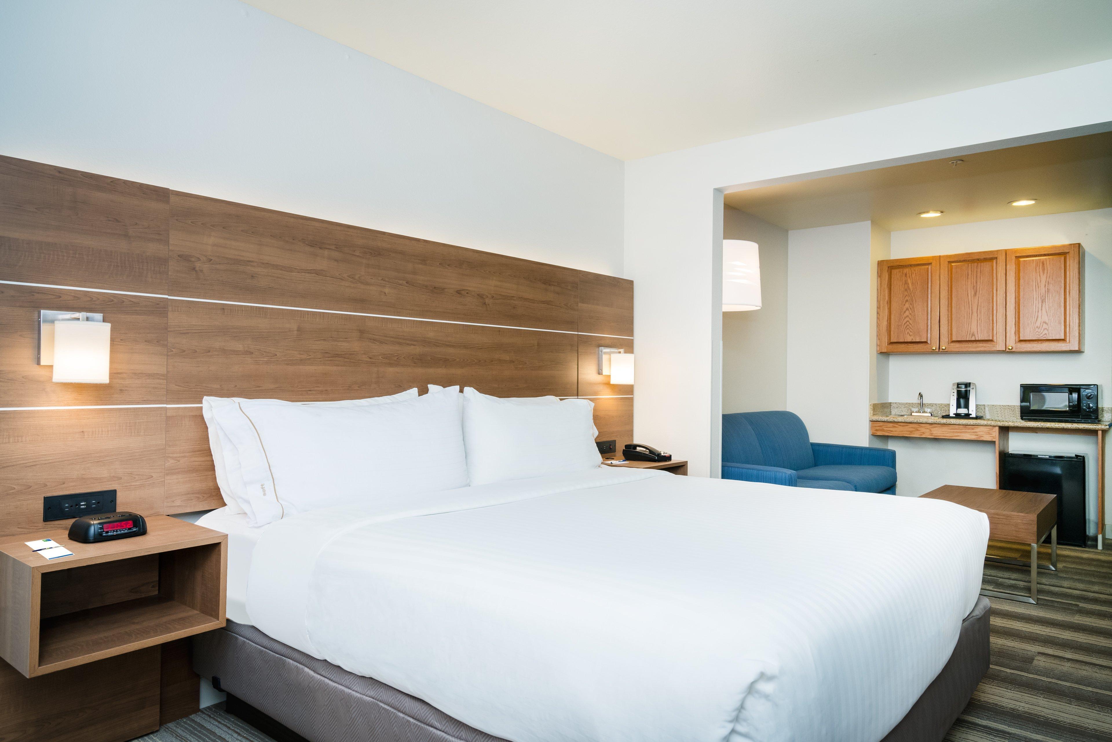 Holiday Inn Express & Suites Rocky Mount Smith Mountain Lake By Ihg Eksteriør billede