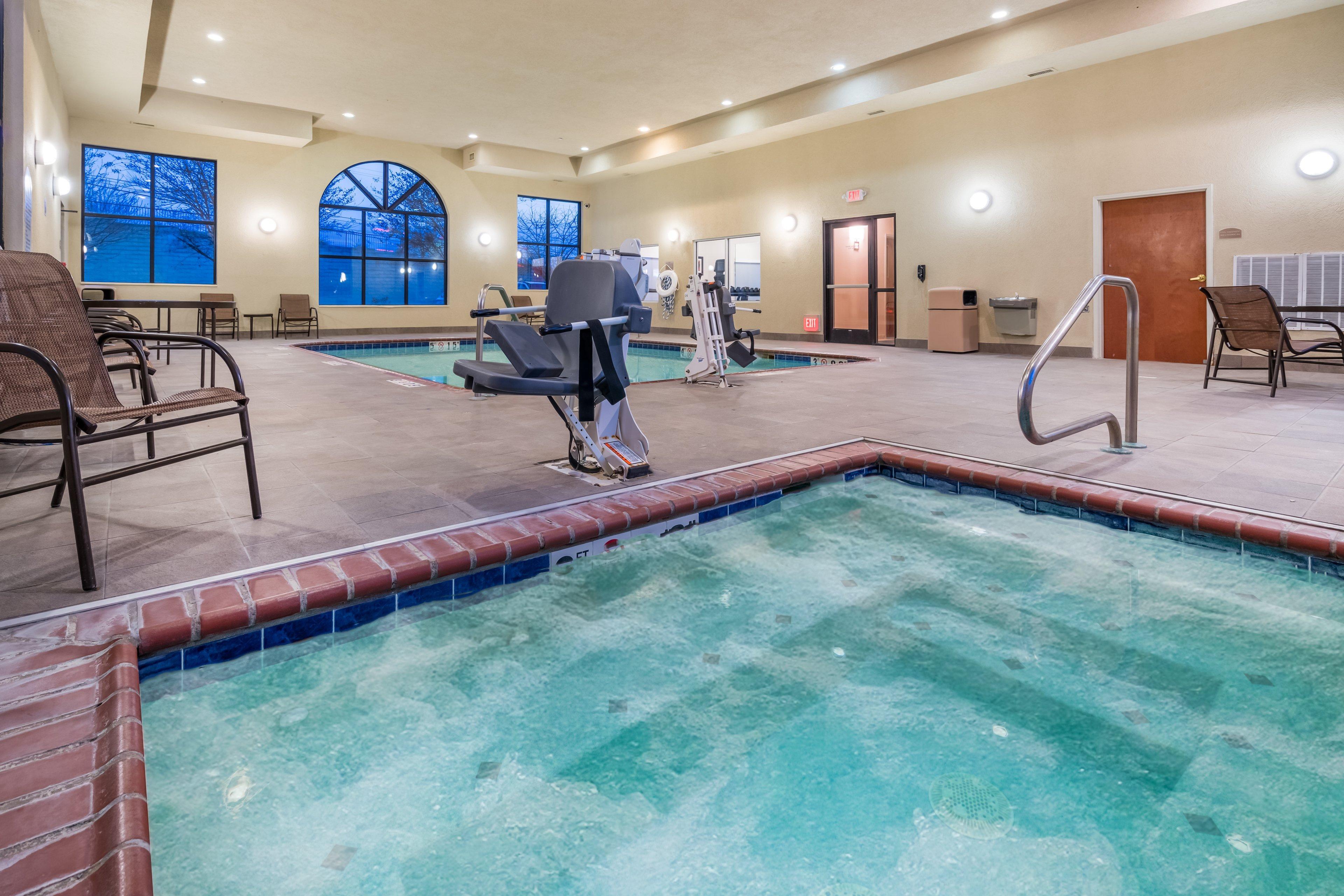 Holiday Inn Express & Suites Rocky Mount Smith Mountain Lake By Ihg Eksteriør billede