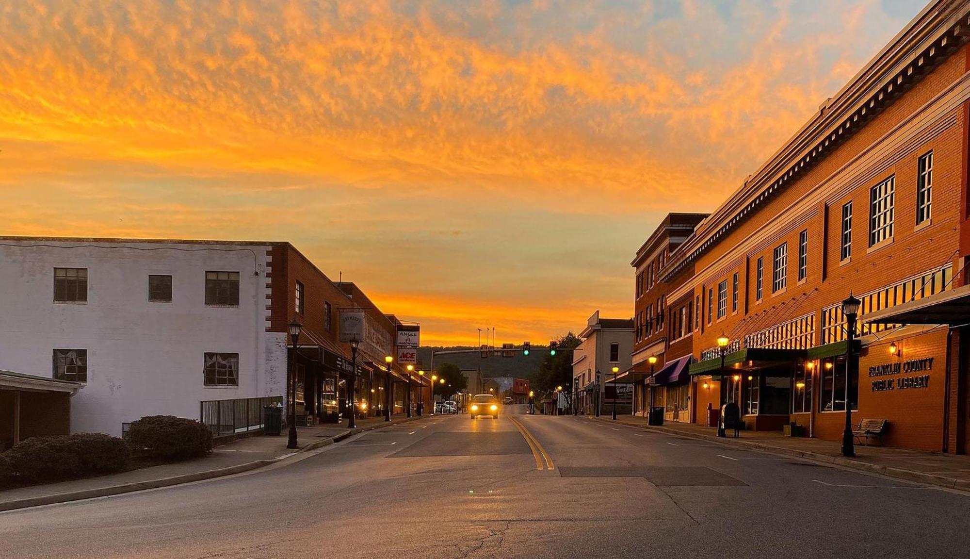 Holiday Inn Express & Suites Rocky Mount Smith Mountain Lake By Ihg Eksteriør billede