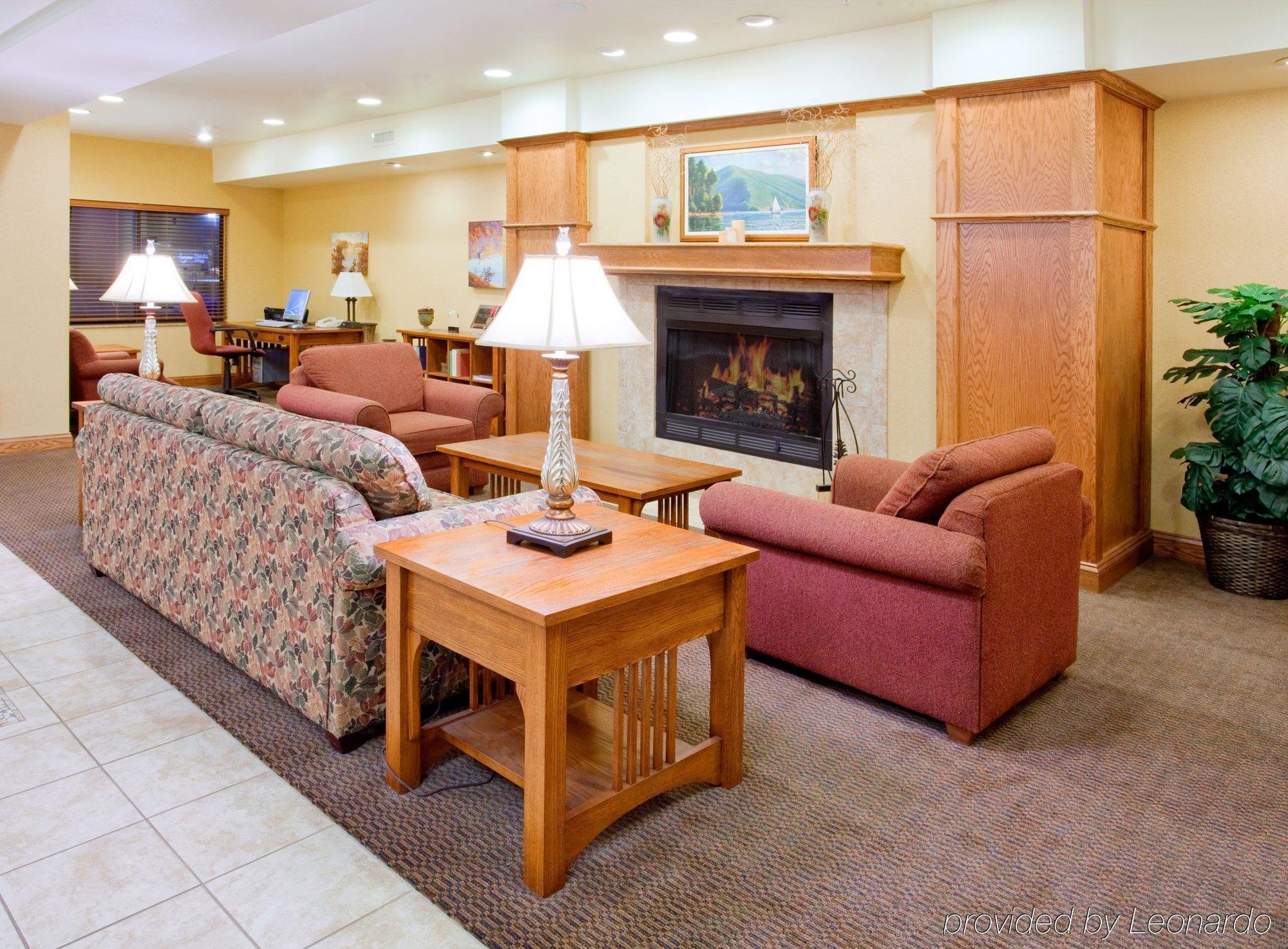 Holiday Inn Express & Suites Rocky Mount Smith Mountain Lake By Ihg Interiør billede