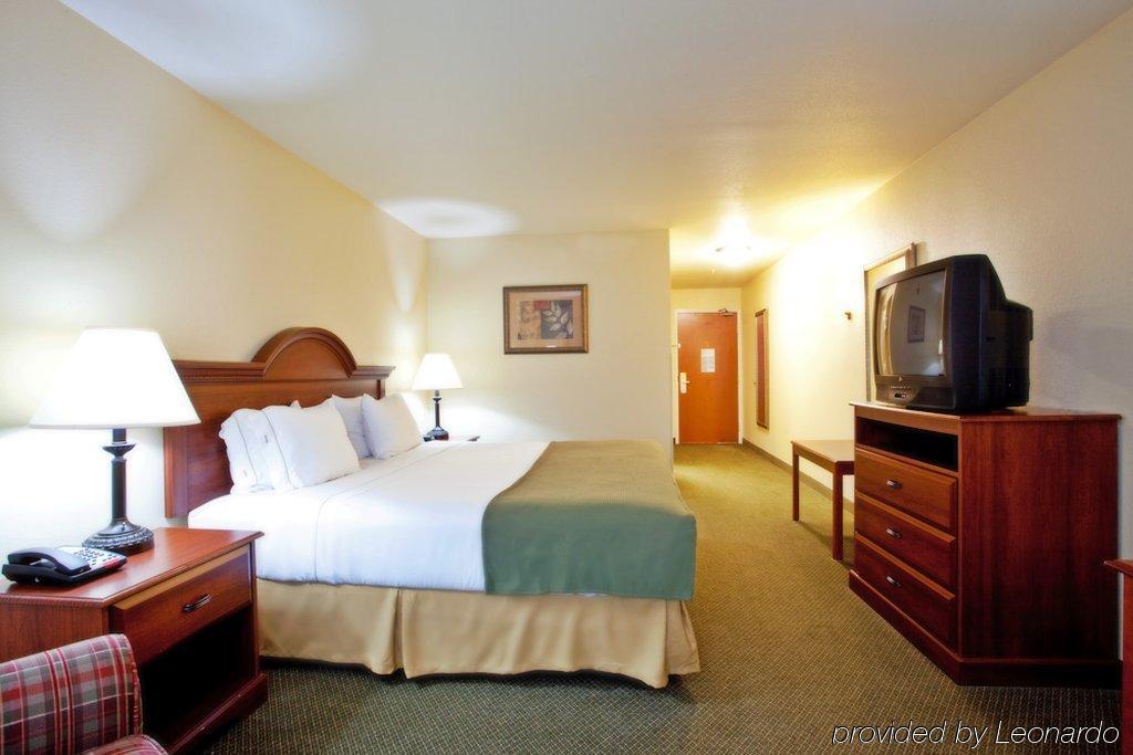 Holiday Inn Express & Suites Rocky Mount Smith Mountain Lake By Ihg Eksteriør billede