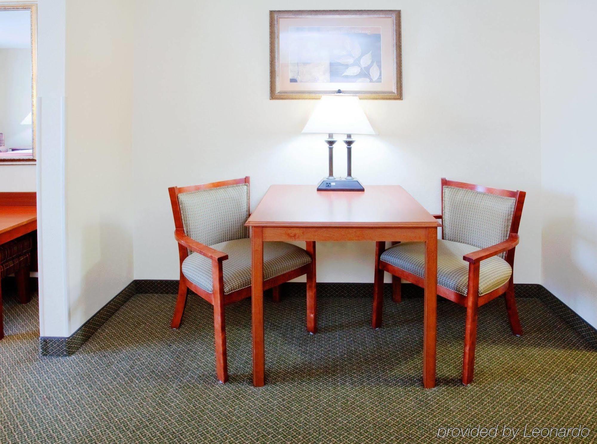 Holiday Inn Express & Suites Rocky Mount Smith Mountain Lake By Ihg Eksteriør billede